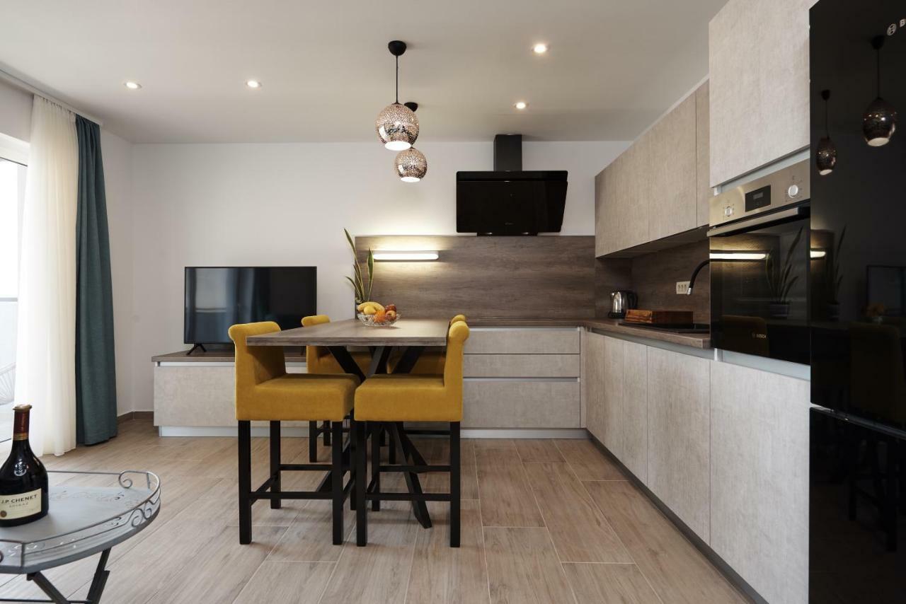 Sunny Side Apartment Trogir Exterior photo